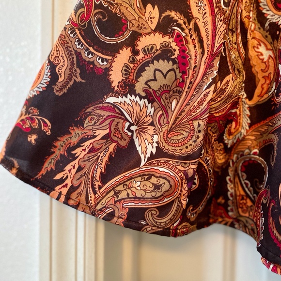 Worthington knee length skirt, size 6, Paisley print, BrownOrangeRedWhite colors - Picture 5 of 10